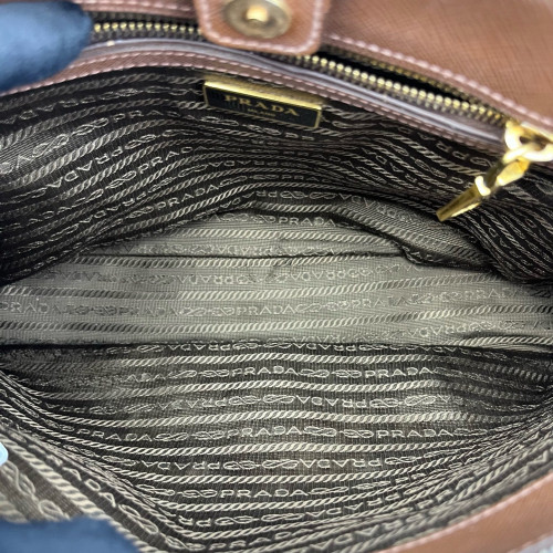 Prada Medium Galleria Double Zip Tote Saffiano Calfskin Brown Prada Medium Galleria Double Zip Tote Saffiano Calfskin Brown