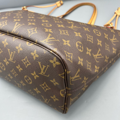 Louis Vuitton Neverfull MM Monogram Brown