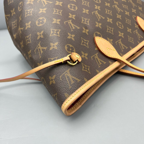 Louis Vuitton Neverfull MM Monogram Brown
