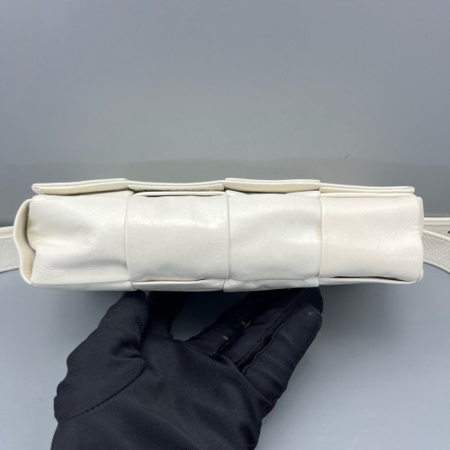 Bottega Veneta The Belt Cassette Bag Calfskin White