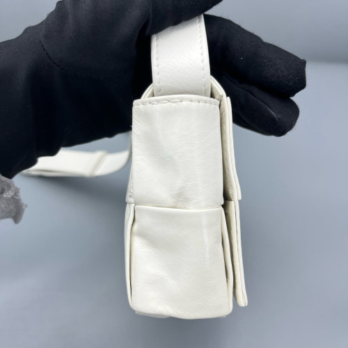 Bottega Veneta The Belt Cassette Bag Calfskin White