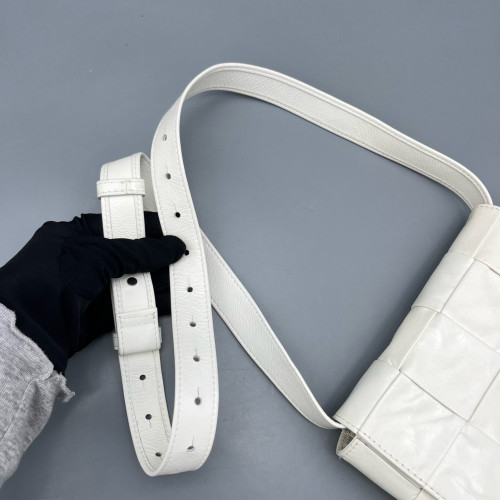 Bottega Veneta The Belt Cassette Bag Calfskin White