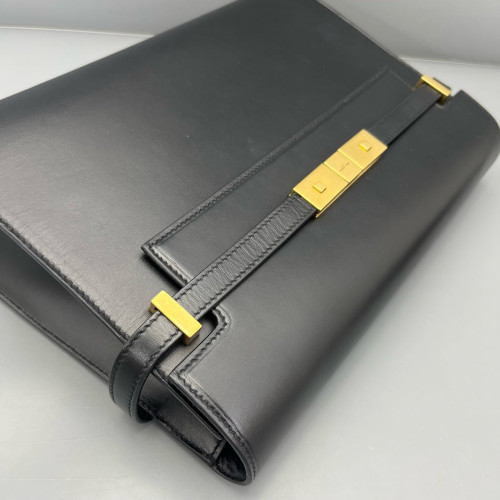 Yves Saint Laurent Medium Manhattan Shoulder Bag Calfskin Black Yves Saint Laurent Medium Manhattan Shoulder Bag Calfskin Black