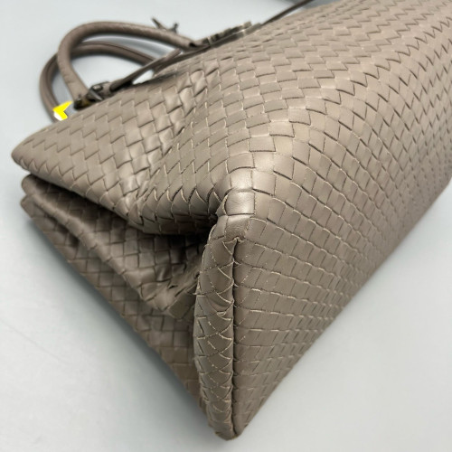 Bottega Veneta Large Roma Tote Bag Lambskin Intrecciato Nappa Grey