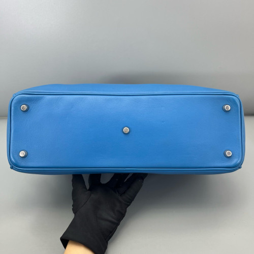 Dior Large Diorissimo Tote Calfskin Blue