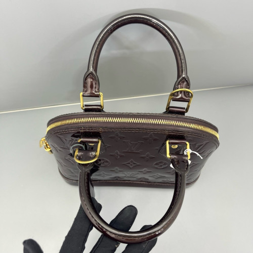 Louis Vuitton Alma BB Vernis Amarante