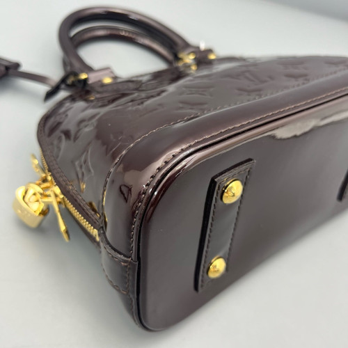 Louis Vuitton Alma BB Vernis Amarante