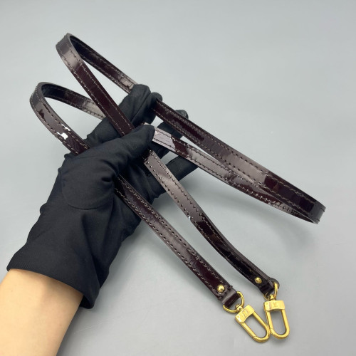 Louis Vuitton Alma BB Vernis Amarante