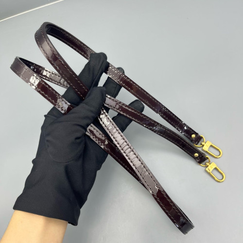Louis Vuitton Alma BB Vernis Amarante