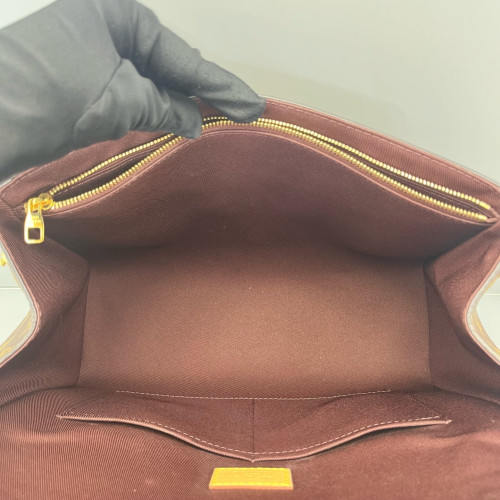 Louis Vuitton Cluny Mm Monogram Brown