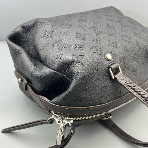 Louis Vuitton Handbag Mahina Black