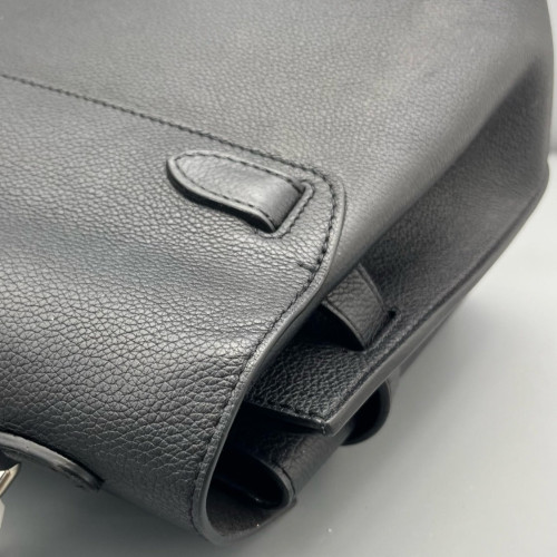 Louis Vuitton Lockme Ever MM Calfskin Black