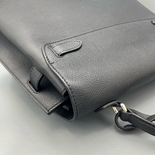 Louis Vuitton Lockme Ever MM Calfskin Black