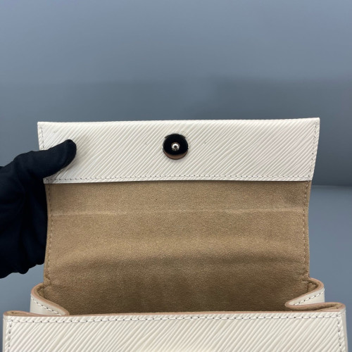 Louis Vuitton Cluny Mini Epi White