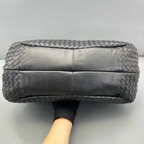 Bottega Veneta Large Campana Hobo Lambskin Intrecciato Nappa Black