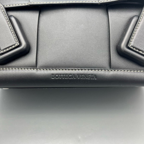 Bottega Veneta Small Arco Intrecciato Nappa Black