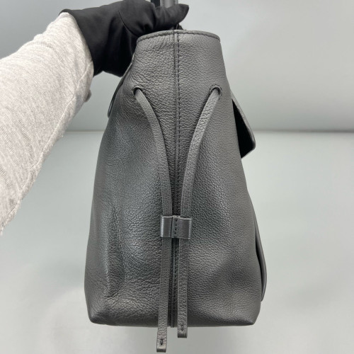 Louis Vuitton Messenger Calfskin Black