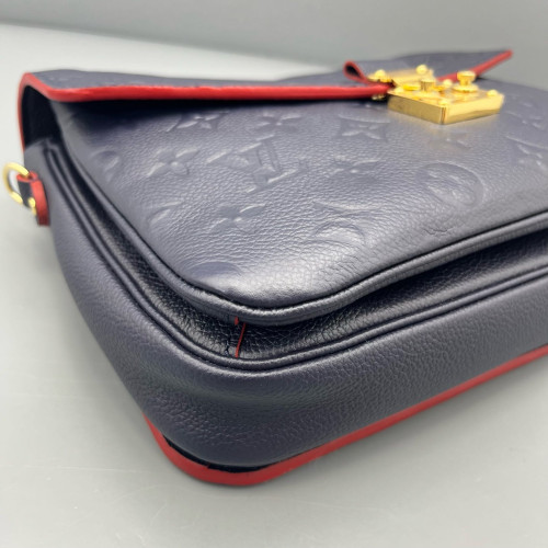 Louis Vuitton Pochette Metis Monogram Empreinte Blue
