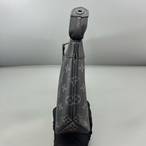 Louis Vuitton Clutch Monogram Eclipse Black