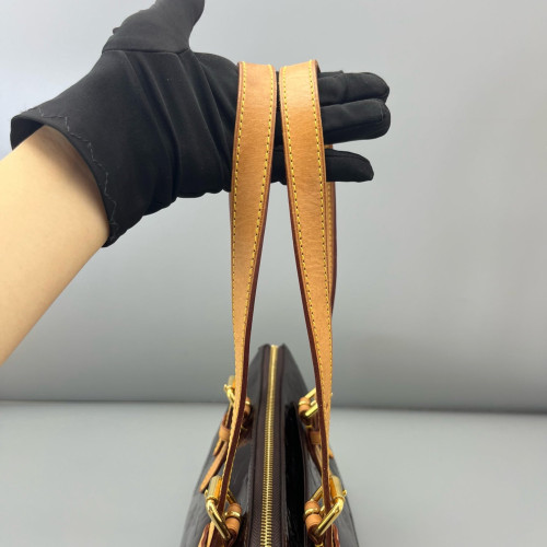 Louis Vuitton Shoulder Bag Vernis Amarante