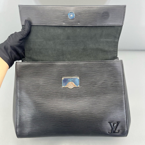 Louis Vuitton Cluny Mm Epi Black