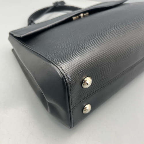Louis Vuitton Cluny Mm Epi Black