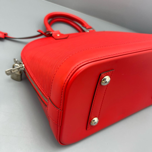 Louis Vuitton Alma PM Epi Red