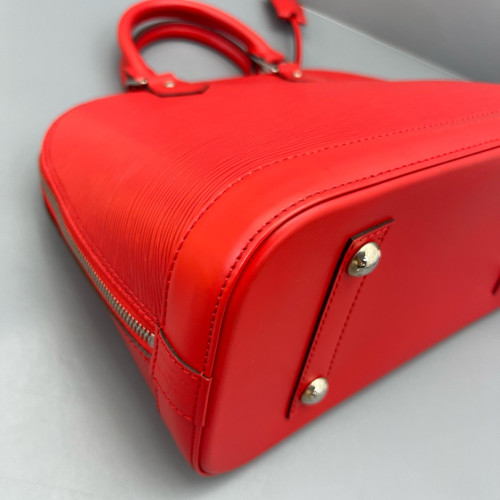 Louis Vuitton Alma PM Epi Red