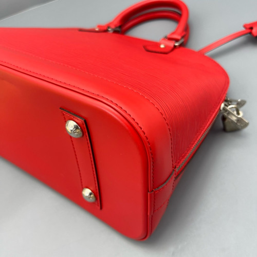 Louis Vuitton Alma PM Epi Red