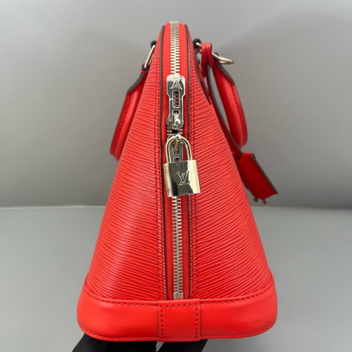 Louis Vuitton Alma PM Epi Red