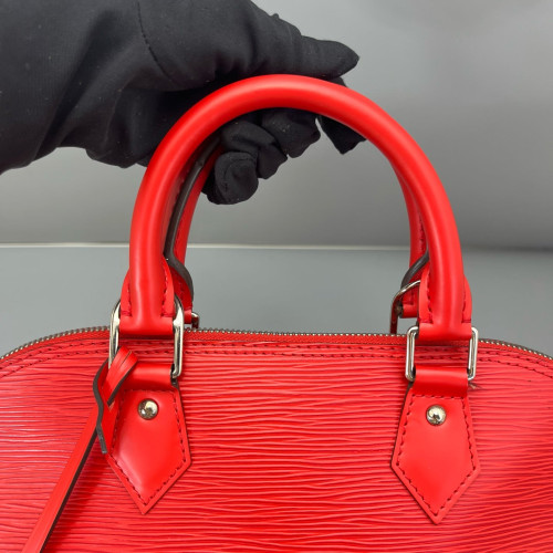 Louis Vuitton Alma PM Epi Red