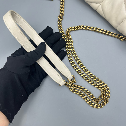 Yves Saint Laurent Toy Loulou Puffer Chain Calfskin White Yves Saint Laurent Toy Loulou Puffer Chain Calfskin White