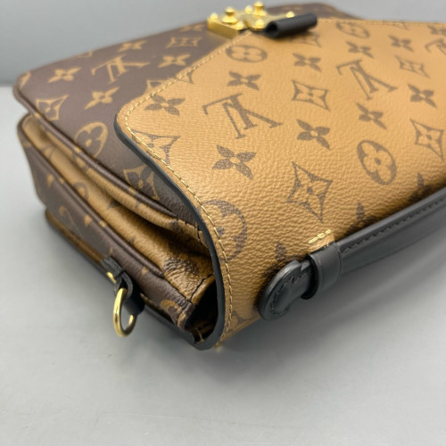 Louis Vuitton Pochette Metis Monogram Dark Brown Light Brown Louis Vuitton Pochette Metis Monogram Dark Brown Light Brown