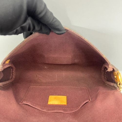 Louis Vuitton Favorite MM Monogram Brown