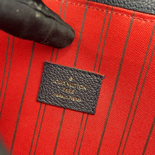 Louis Vuitton Pochette Metis Calfskin Blue