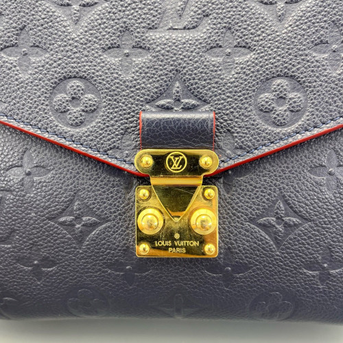 Louis Vuitton Pochette Metis Calfskin Blue