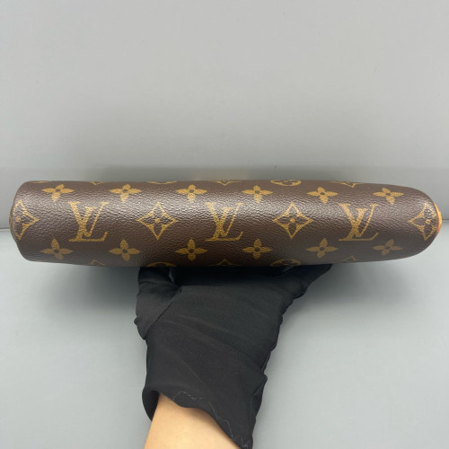 Louis Vuitton Eva Clutch Monogram Brown