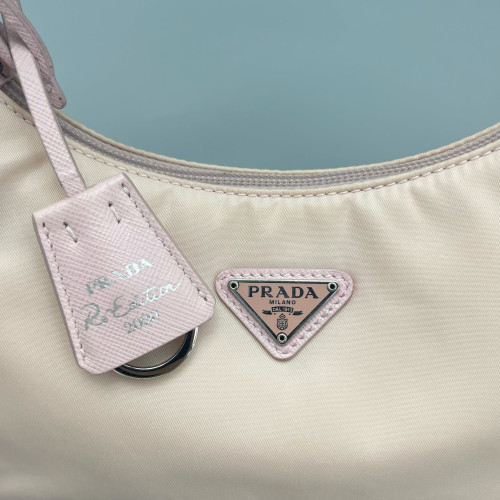 Prada Re-Edition 2005 Shoulder Bag Nylon Light Pink
