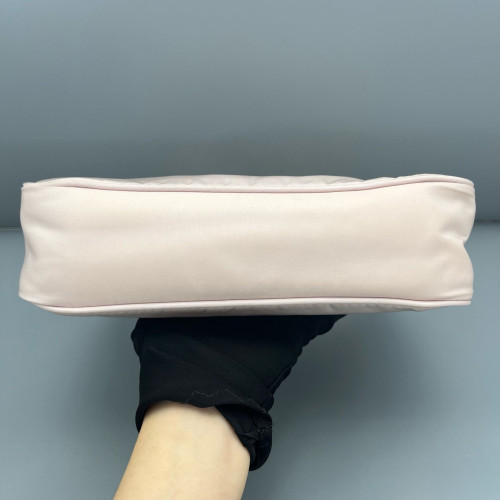 Prada Re-Edition 2005 Shoulder Bag Nylon Light Pink