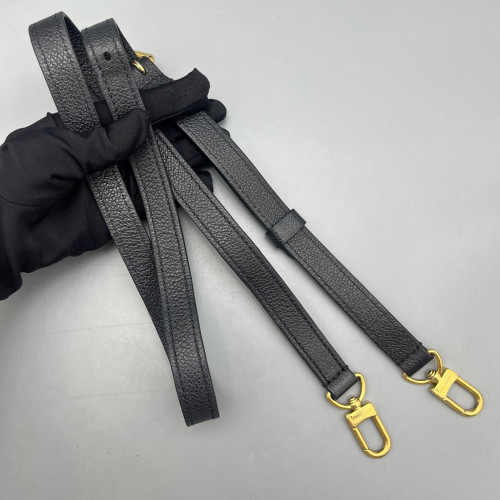 Louis Vuitton Pochette Metis Calfskin Monogram Empreinte Black Louis Vuitton Pochette Metis Calfskin Monogram Empreinte Black