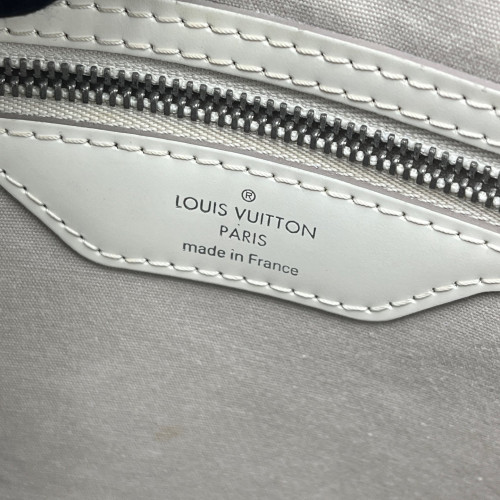 Louis Vuitton Brea MM Epi White