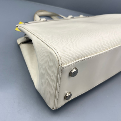 Louis Vuitton Brea MM Epi White