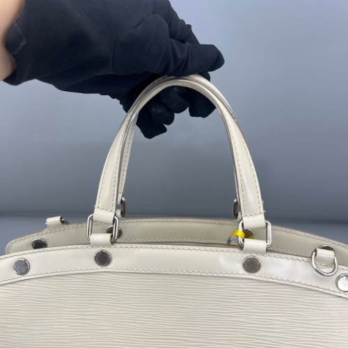 Louis Vuitton Brea MM Epi White