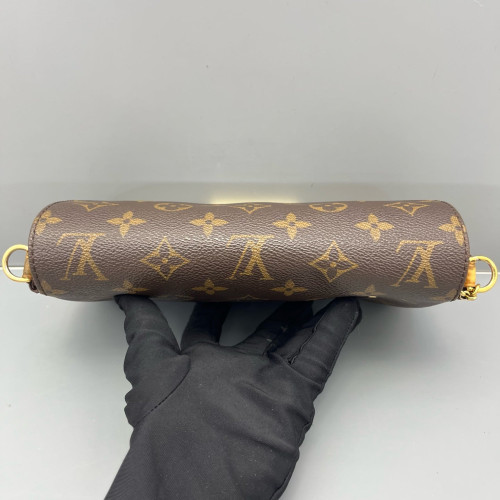 Louis Vuitton Favorite PM Monogram Brown