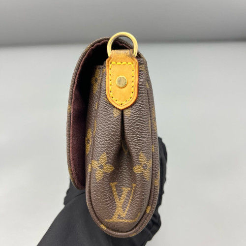 Louis Vuitton Favorite PM Monogram Brown