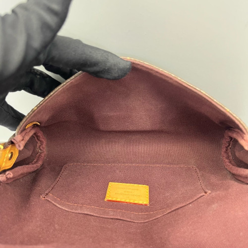 Louis Vuitton Favorite PM Monogram Brown