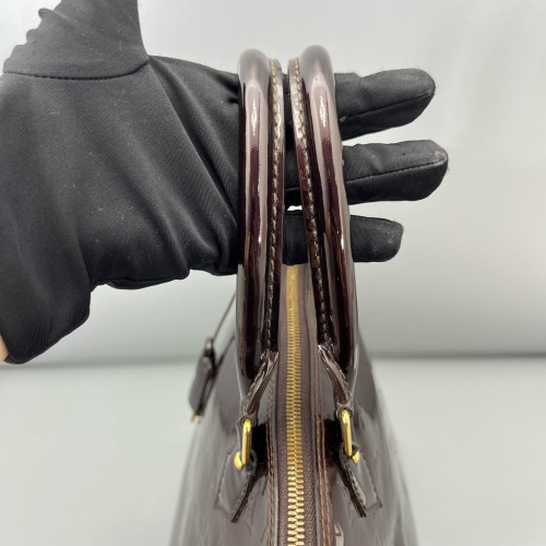 Louis Vuitton Alma GM Vernis Amarante
