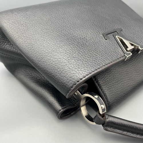Louis Vuitton Capucines BB Cuir Black