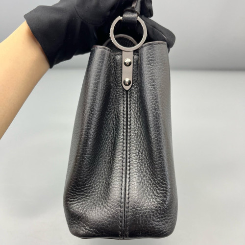 Louis Vuitton Capucines BB Cuir Black