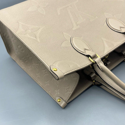 Louis Vuitton Onthego MM Monogram Empreinte Giant Grey Louis Vuitton Onthego MM Monogram Empreinte Giant Grey
